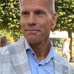 Dennis ett