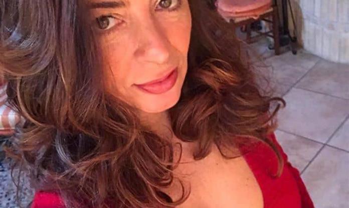 lara25
